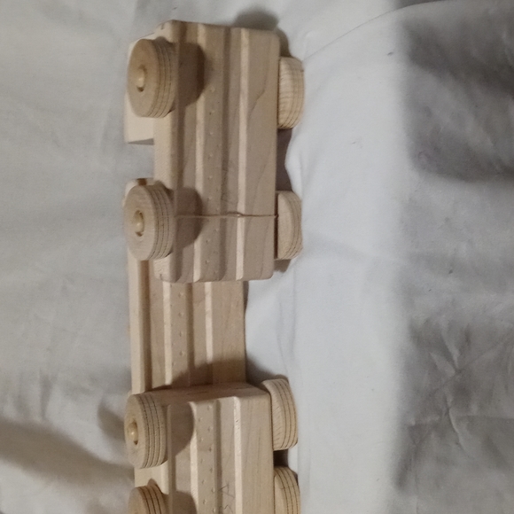 AVAILABLE-Handmade wooden Semi with trailer. 3.5" tall x 12" tall with trailer. - Picture 5 of 6